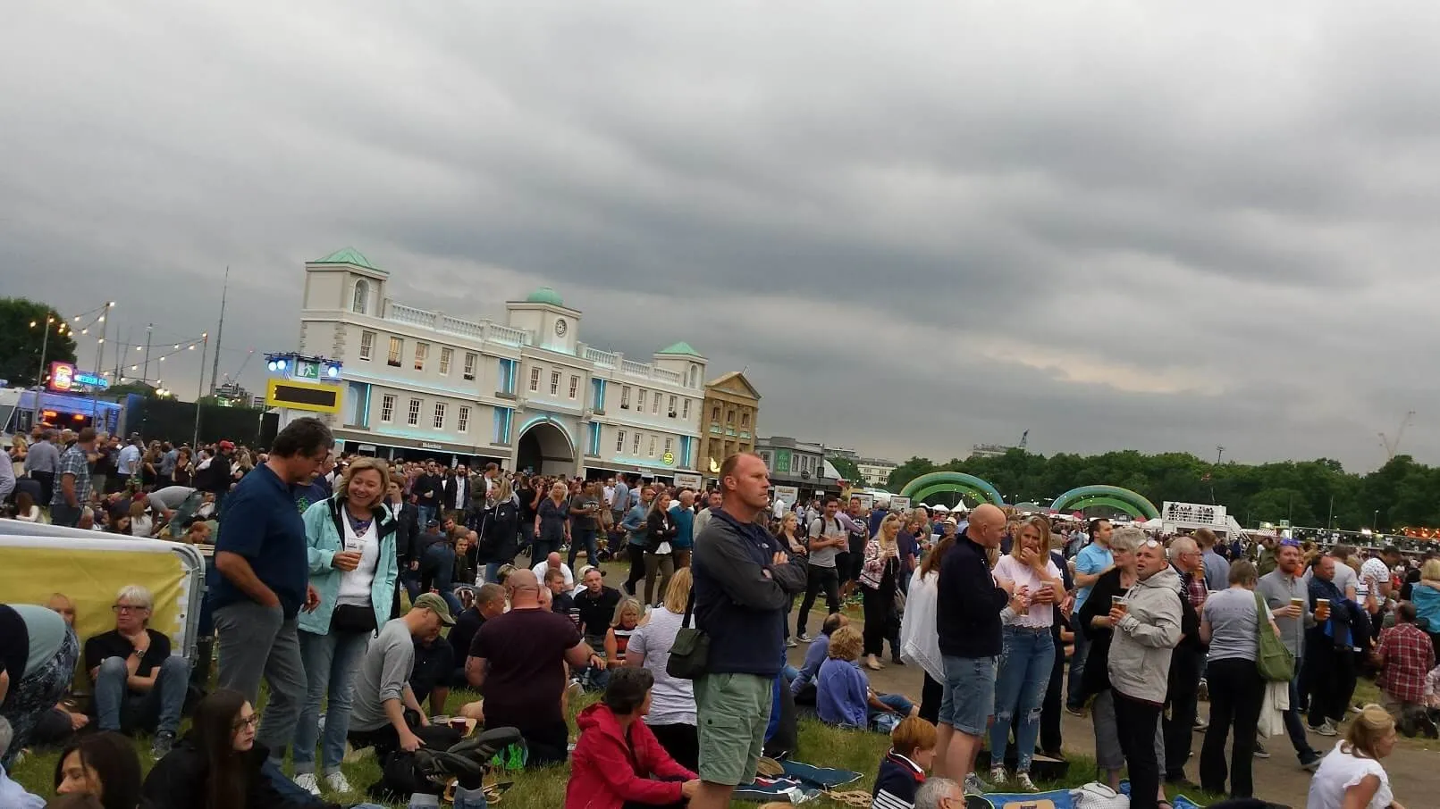 F30 Phil Collins Not Dead Yet Concert Hyde Park 30 Jun 15