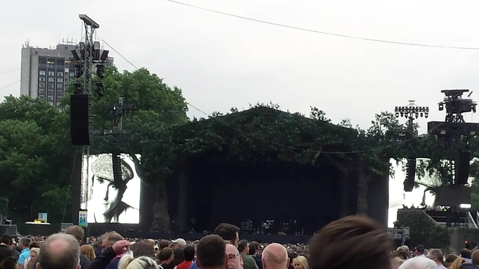F30 Phil Collins Not Dead Yet Concert Hyde Park 30 Jun 16