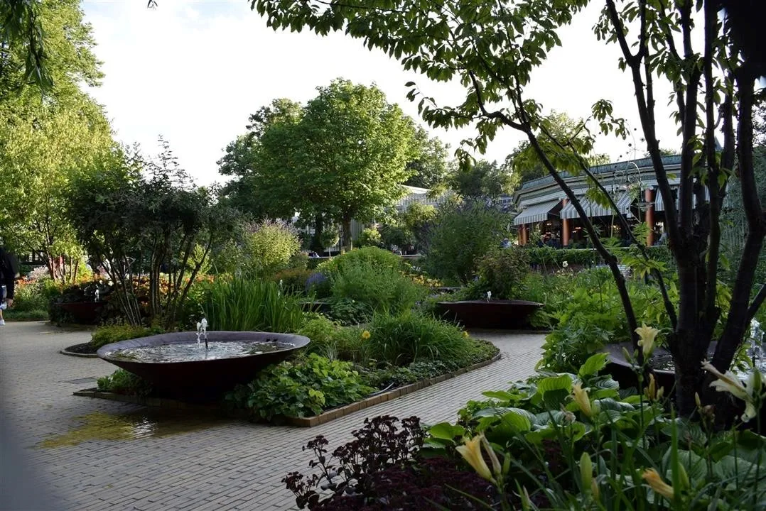 G19.4 tivoli gardens cont. wed19 jul 44