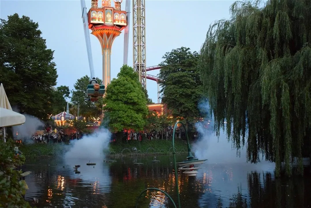 G19.4 tivoli gardens cont. wed19 jul 47