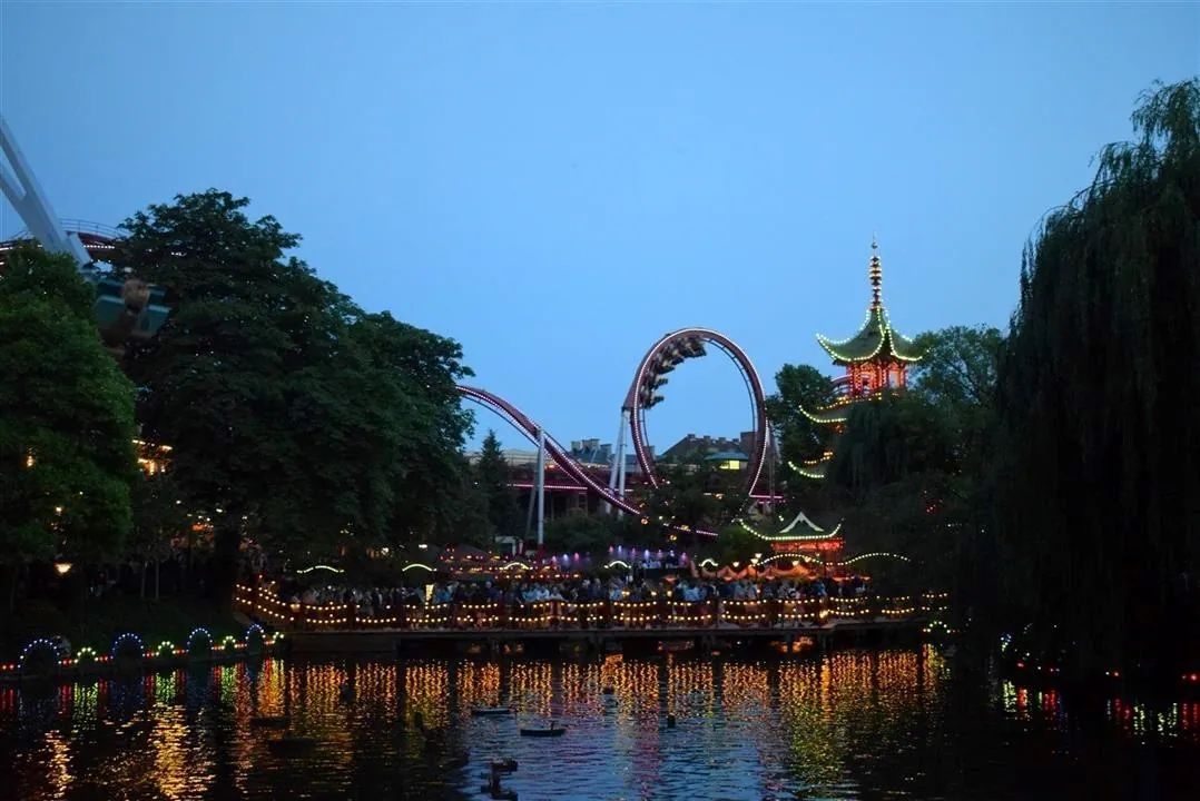 G19.4 tivoli gardens cont. wed19 jul 60