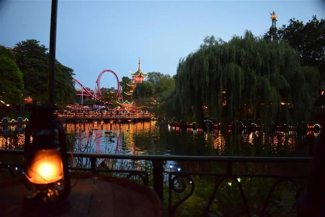 G19.4 tivoli gardens cont. wed19 jul 61